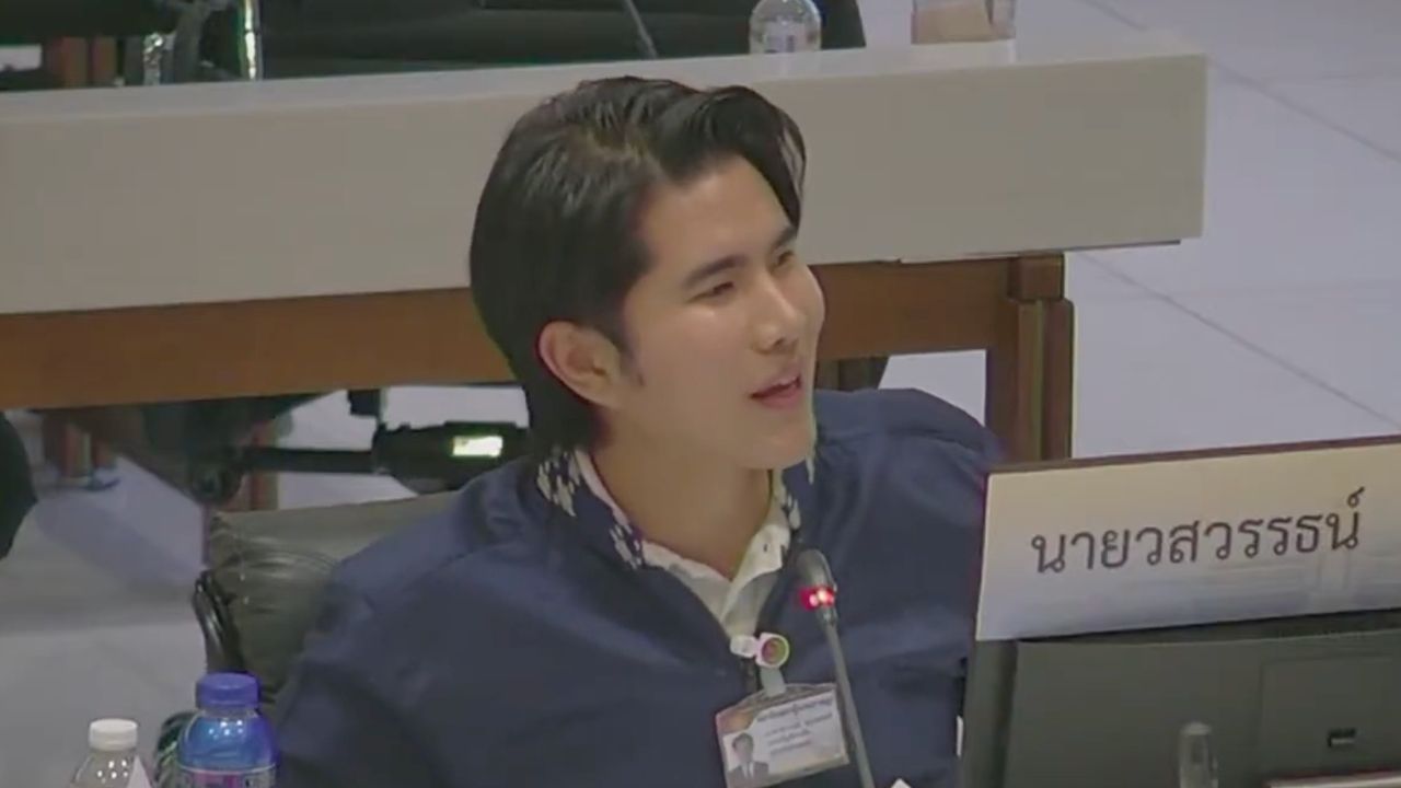 “กังฟู” จี้ สธ. จัดงบพัฒนารพ.เล็ก ลดรอคิวนาน แนะอย่าให้การเมืองแทรกจน ขรก. ถูกย้าย