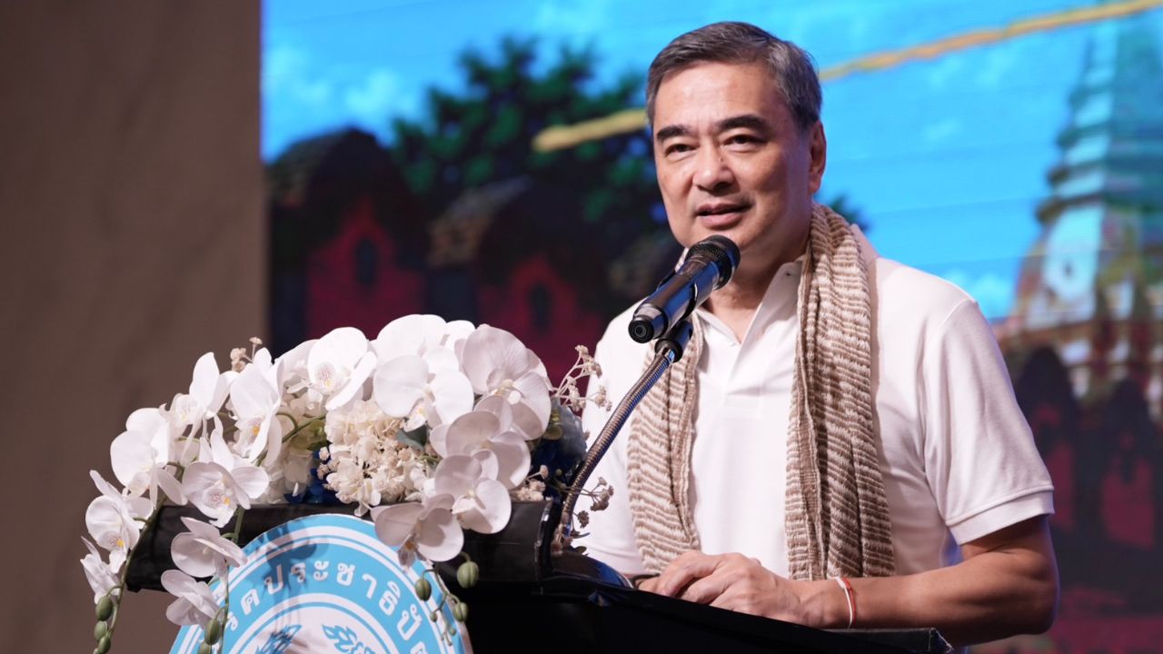 “อภิสิทธิ์” เปิดงานสายฟ้าฮ่วมใจ ฮอมแฮงเมืองเหนือ ย้ำ ปชป.เดินหน้าฟื้นศรัทธาเป็นพรรคหลัก