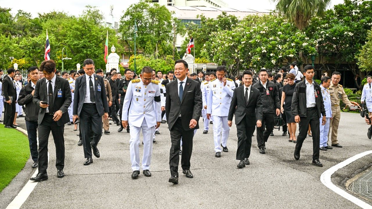 อนุทิน ขอโทษเหตุ “พีมูฟ” บุกมหาดไทยปะทะ อส. เลือดตกยางออก