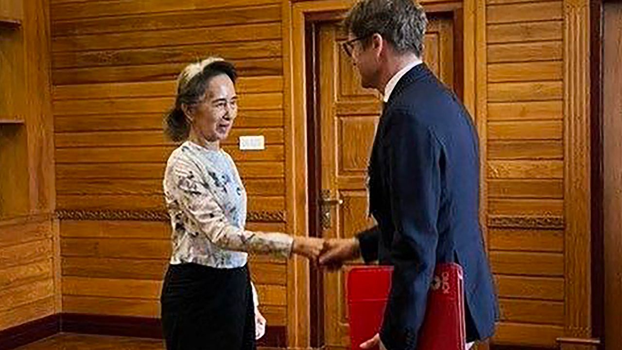 อองซาน ซูจี พบผู้แทนกาชาดสากลครั้งแรกในรอบกว่า 5 ปี หลังถูกควบคุมตัวจากรัฐประหารเมียนมา