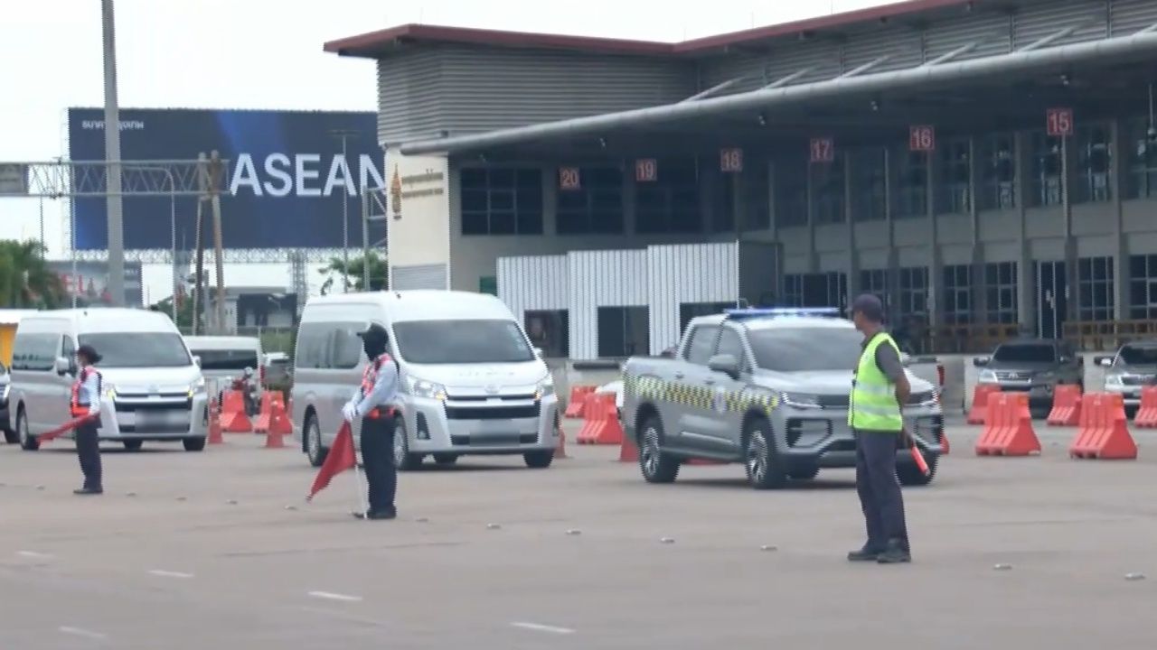 ร่าง “ฮลุน โซโล่” ยูทูบเบอร์สายท่องเที่ยวชื่อดัง ถึงสนามบินสุวรรณภูมิ แล้ว