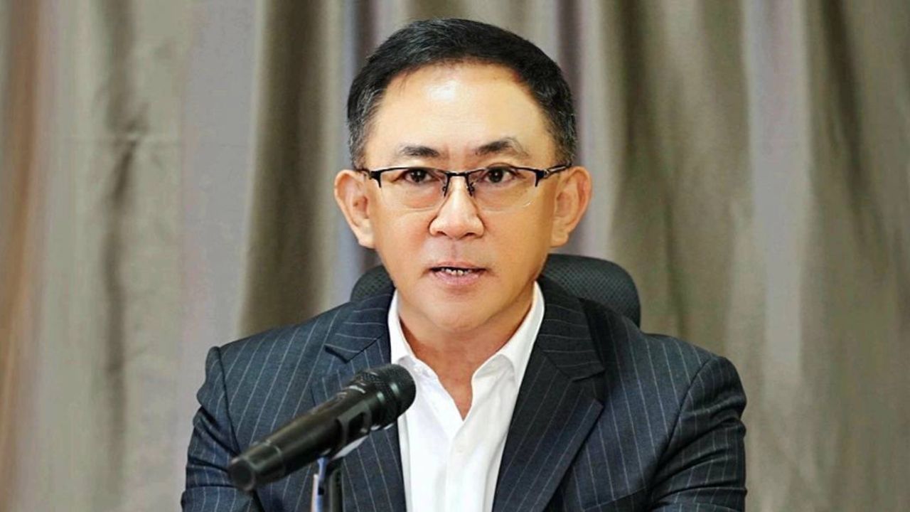 ชง ครม. พรุ่งนี้ คาดตั้ง “พูนพงษ์” นั่งปลัดกระทรวงพาณิชย์ คนใหม่ แทน “วุฒิไกร”
