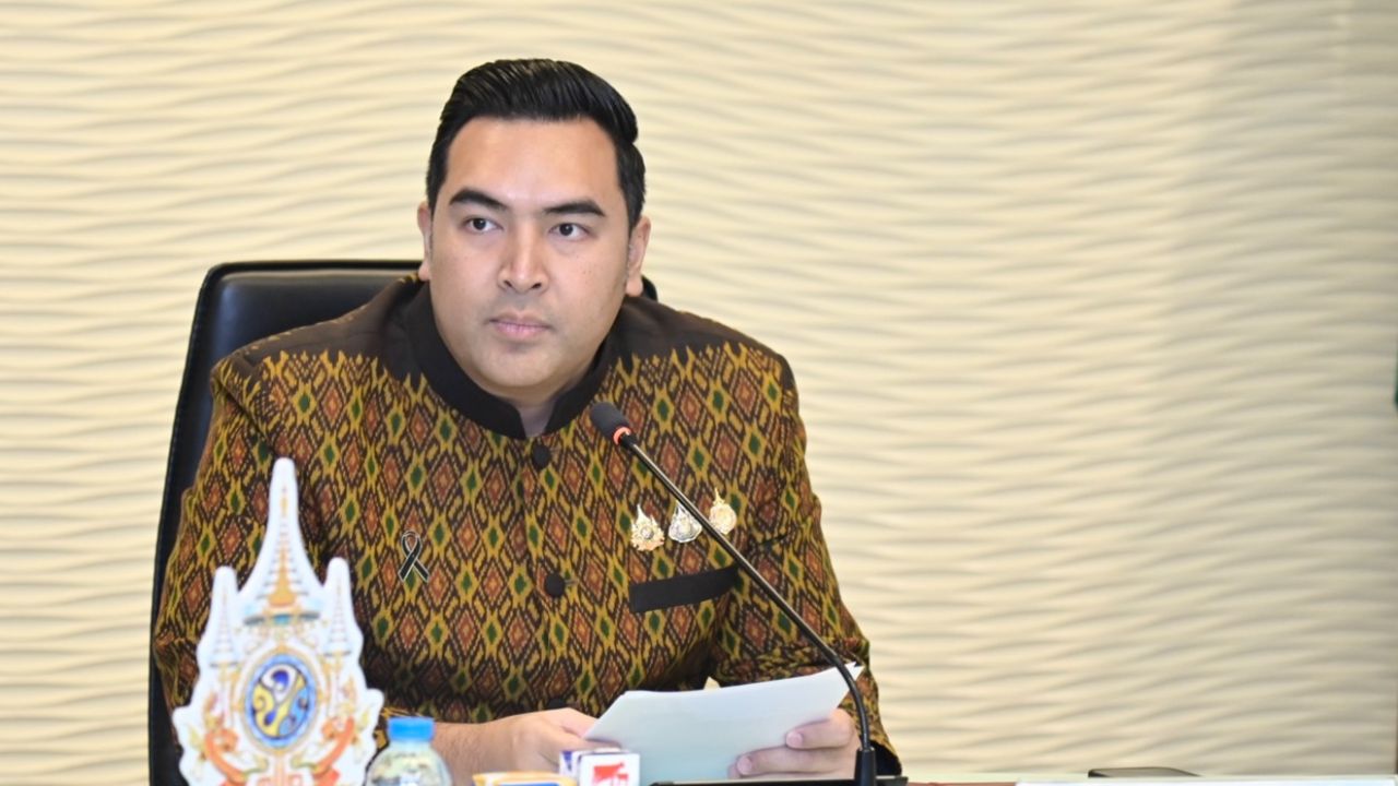 รมช.เกษตรฯ ถกขยายตลาด “นมวัวแดง” พุ่งเป้า 6 ประเทศอาเซียน-เอเชีย