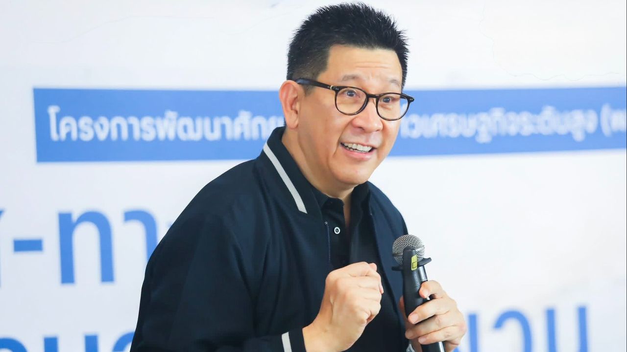“เอกนิติ” ปลื้ม ผลโพลชี้ “บัตรสวัสดิการแห่งรัฐปี 69” หนุนฐานเสียงรัฐบาลพุ่งหลังได้สิทธิ