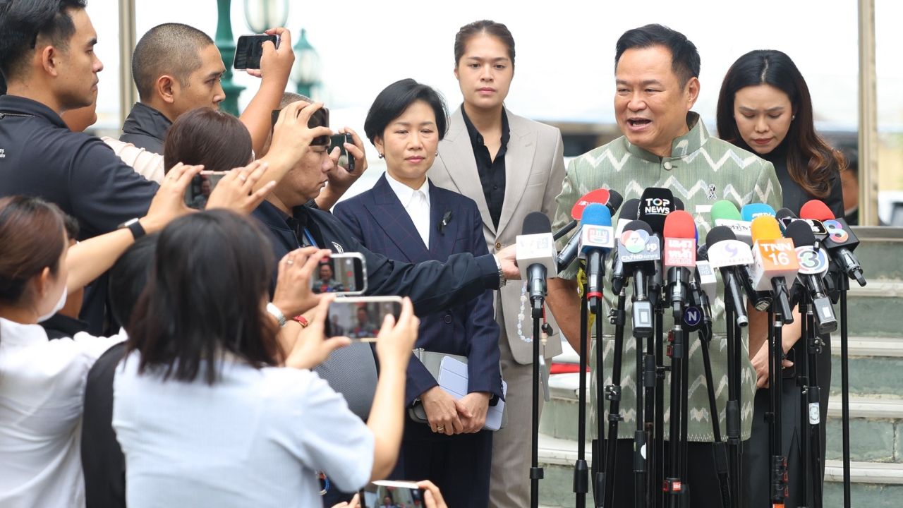 นายกฯ ยันฟ้อง “ยิ่งชีพ” ตามสิทธิ์ บอกก่อนพูดทำไมไม่คิด