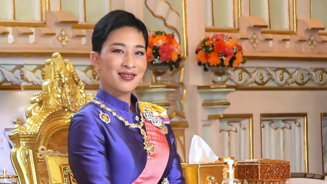 ในหลวง โปรดเกล้าฯ พระราชทานเหรียญราชรุจิทอง แก่ เจ้าฟ้าพัชรกิติยาภาฯ