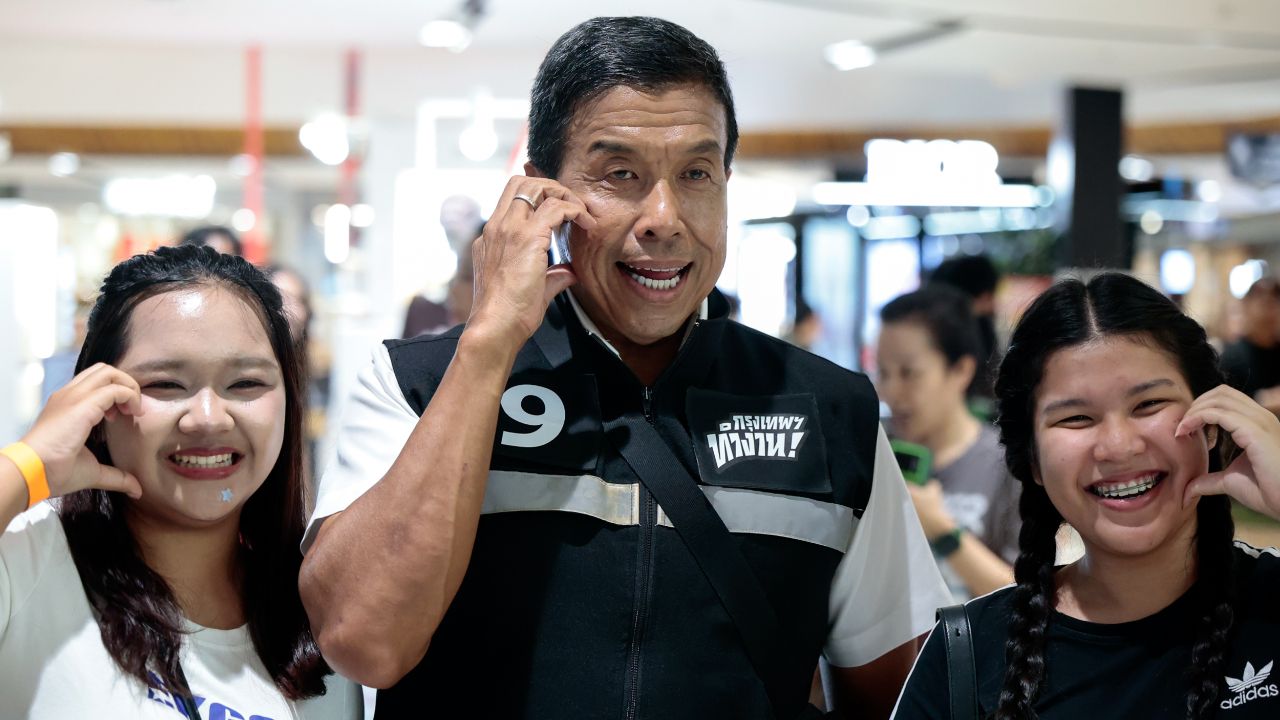 “ชัชชาติ” ปล่อยคลิปนอนมา อาจพลิก ชวนไปใช้สิทธิเลือกตั้ง 28 มิ.ย. นี้