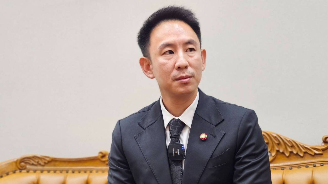 ไม่เกี่ยวประลองกำลัง “วรศิษฎ์” แจงเรื่องในมหาดไทย ไม่ใช่ศึกสายเลือดภูมิใจไทย