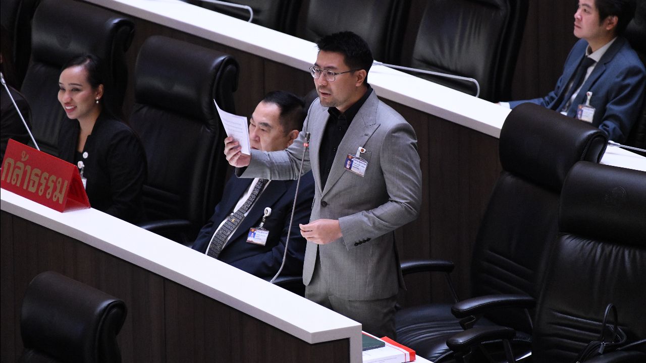 “อัครแสนคีรี” ไม่ติด โอนงบหมื่นล้าน จี้ถามนายกฯ เอาไปทำอะไร วอนช่วยเกษตรกรด้วย
