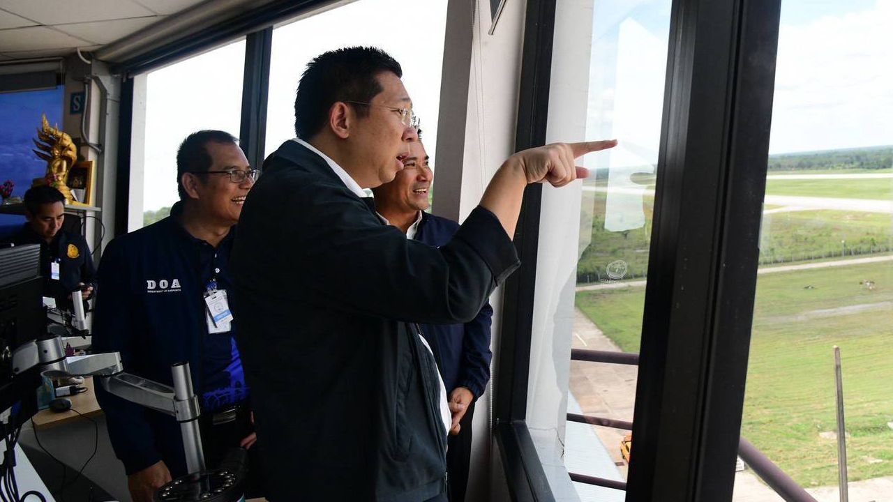 "ภัทรพงศ์" สั่งวิทยุการบินฯ ต่อเวลาหั่นค่าบริการ 30% พยุงสายการบินเซ่นพิษตะวันออกกลาง