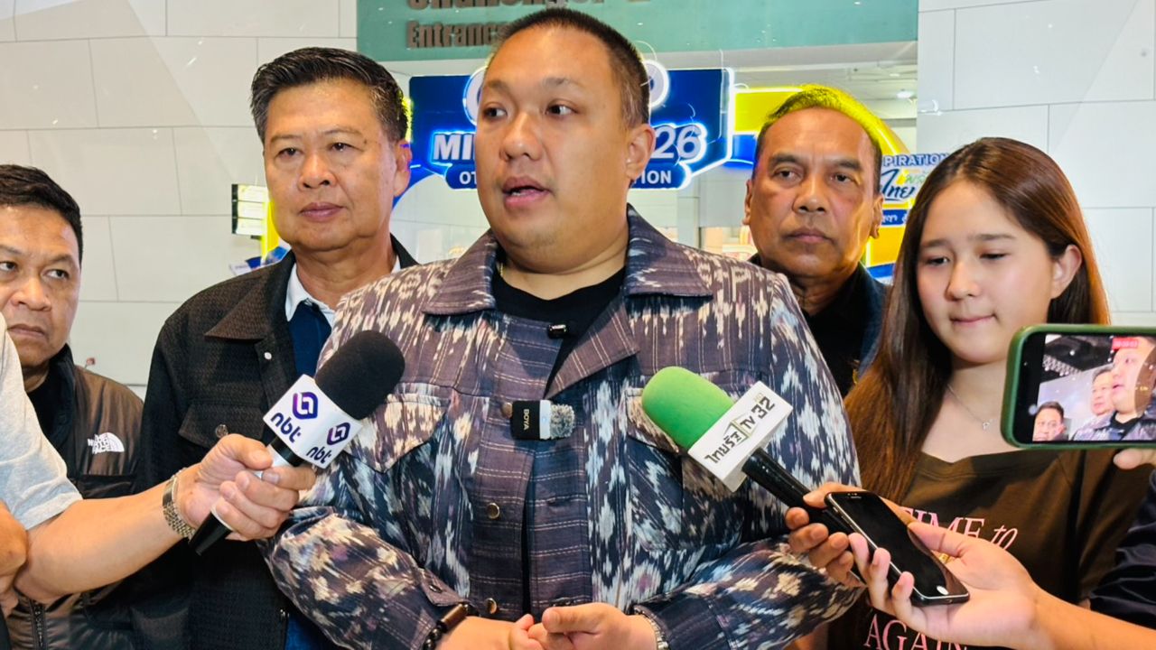 ไม่ใช่ยัดคดี รมช.มท. ยันบุกจับ “ปลัดภูเก็ต” ปัดปิดปากแชตฉาว “ช่วยน้ำเงินด้วย”