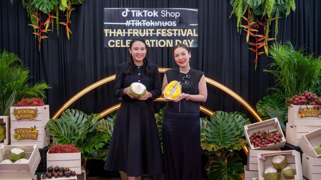 LIVE Commerce เขย่าวงการผลไม้! "ไทยรัฐตะกร้าแตก" คว้ารางวัลไลฟ์ ดันยอดทุเรียนพุ่ง