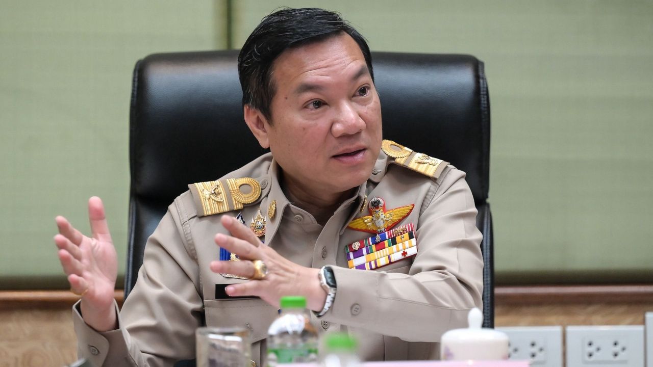 มหาดไทยสั่งปราบยาเสพติดขั้นเด็ดขาดทั่วประเทศ กวาดล้างภายใน 90 วัน