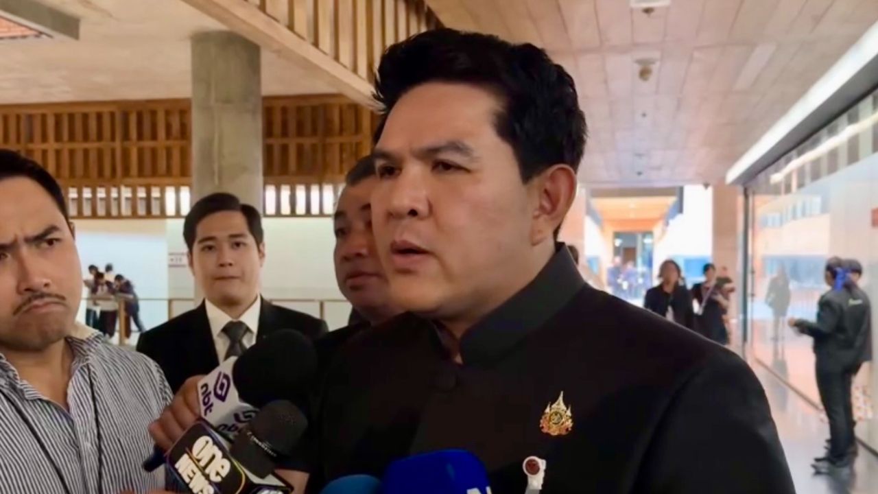 “สุรศักดิ์” ยันจับแอร์การบินไทยที่ออสเตรเลีย เรื่องส่วนตัวไม่กระทบองค์กร