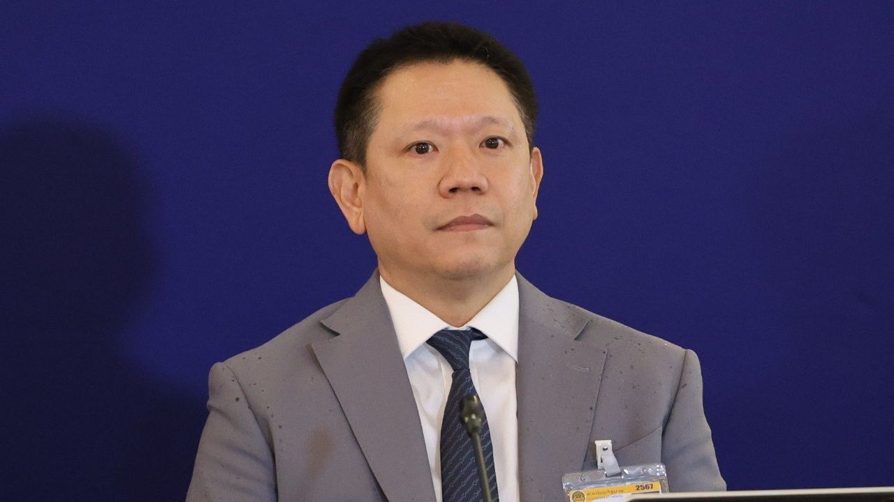 "ลวรณ" สั่งฝ่ายบริหารการบินไทย เคลียร์กฎห้ามรับหิ้วของ เซ่นปม "แอร์สาวถูกจับ"