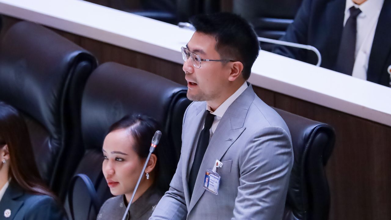 สส.ชัยภูมิ พรรคกล้าธรรม ซัดเลขาฯ สพฐ. รับปากสร้างอาคารเรียนใหม่ แต่เงียบหาย เหน็บแรงเบี้ยวประชาชน