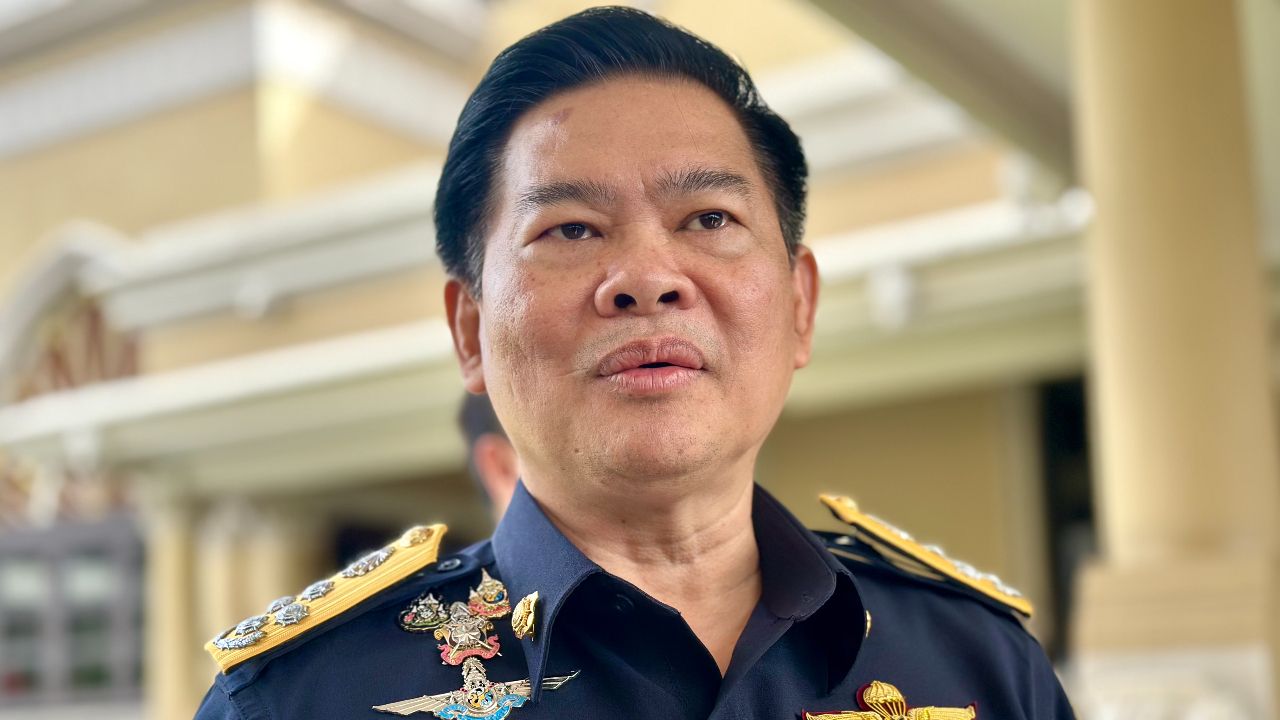 เลขาฯ ป.ป.ส. ลั่นเร่งล่าตัวการใหญ่คดีขนยา เตือนสายหิ้วโทษหนัก ด้าน “รุทธพล” ส่ง K9 คุมเข้ม