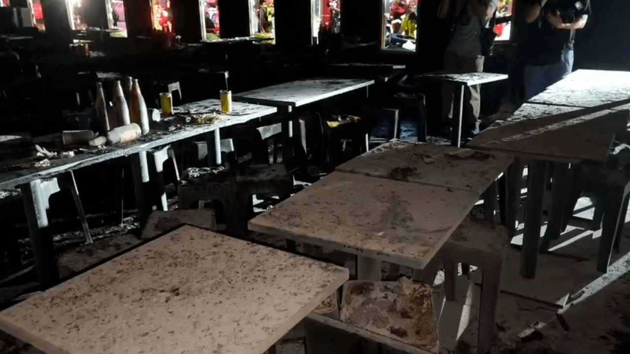 ชมสด เกาะติดสถานการณ์ ไฟไหม้ร้าน "โรงเบียร์ ณ ลาดพร้าว" ล่าสุดเสียชีวิต 27 ศพ