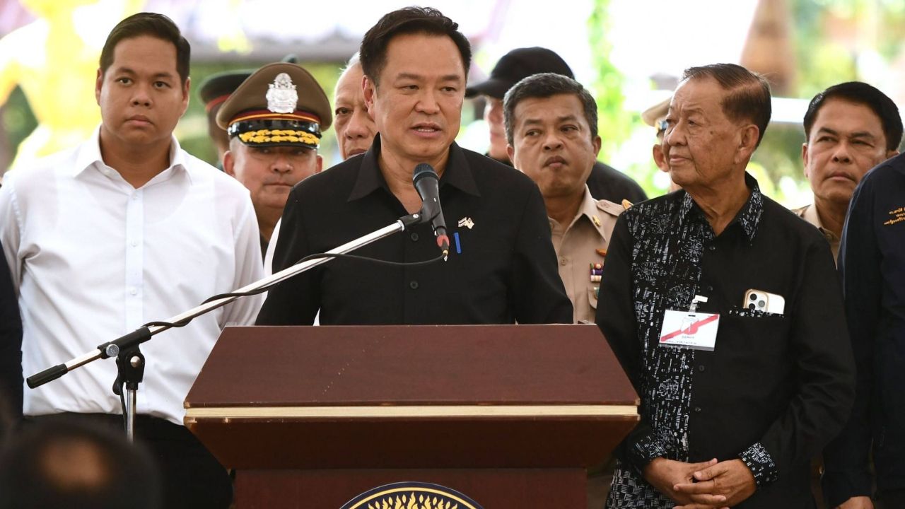 นายกฯ แย้มข่าวดีกุ้งไทยเตรียมไปมาเลย์ภายใน 30 วัน