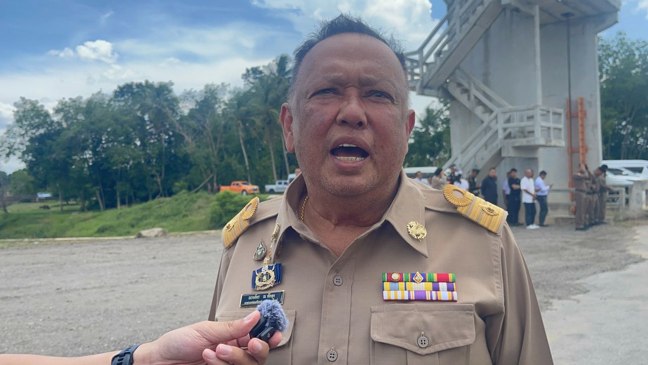 “นายกแป้น” พ้อของบฯ ไปถูกตัด ได้แค่เรือยาง-รถสิบล้อ โต้มี 200 ล้าน ตอนนี้เหลือ 42 ล้าน