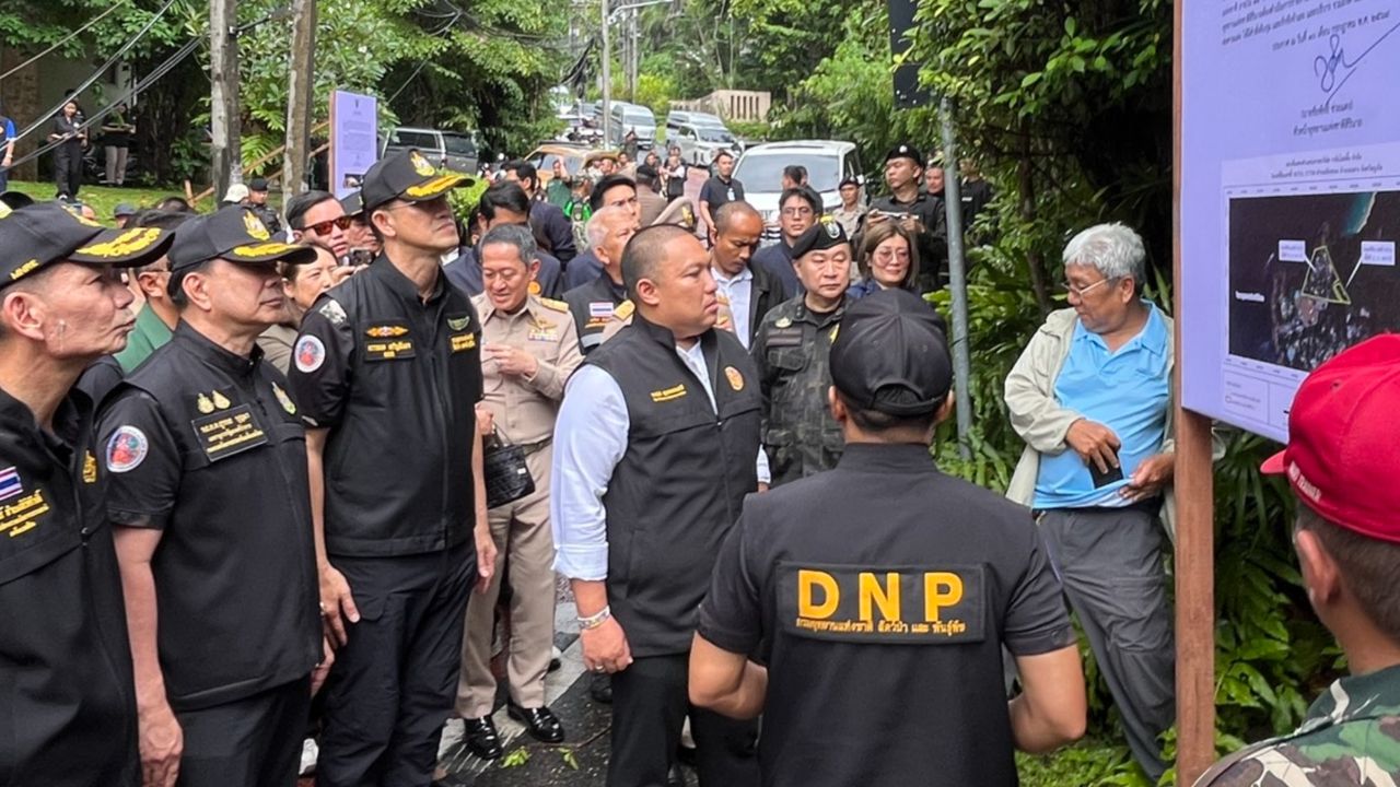 มท.2 ลุยภูเก็ต เดินหน้า “ภูเก็ตโมเดล” ทวงคืนป่าสิรินาถ สั่งรื้อสิ่งปลูกสร้างบุกรุก