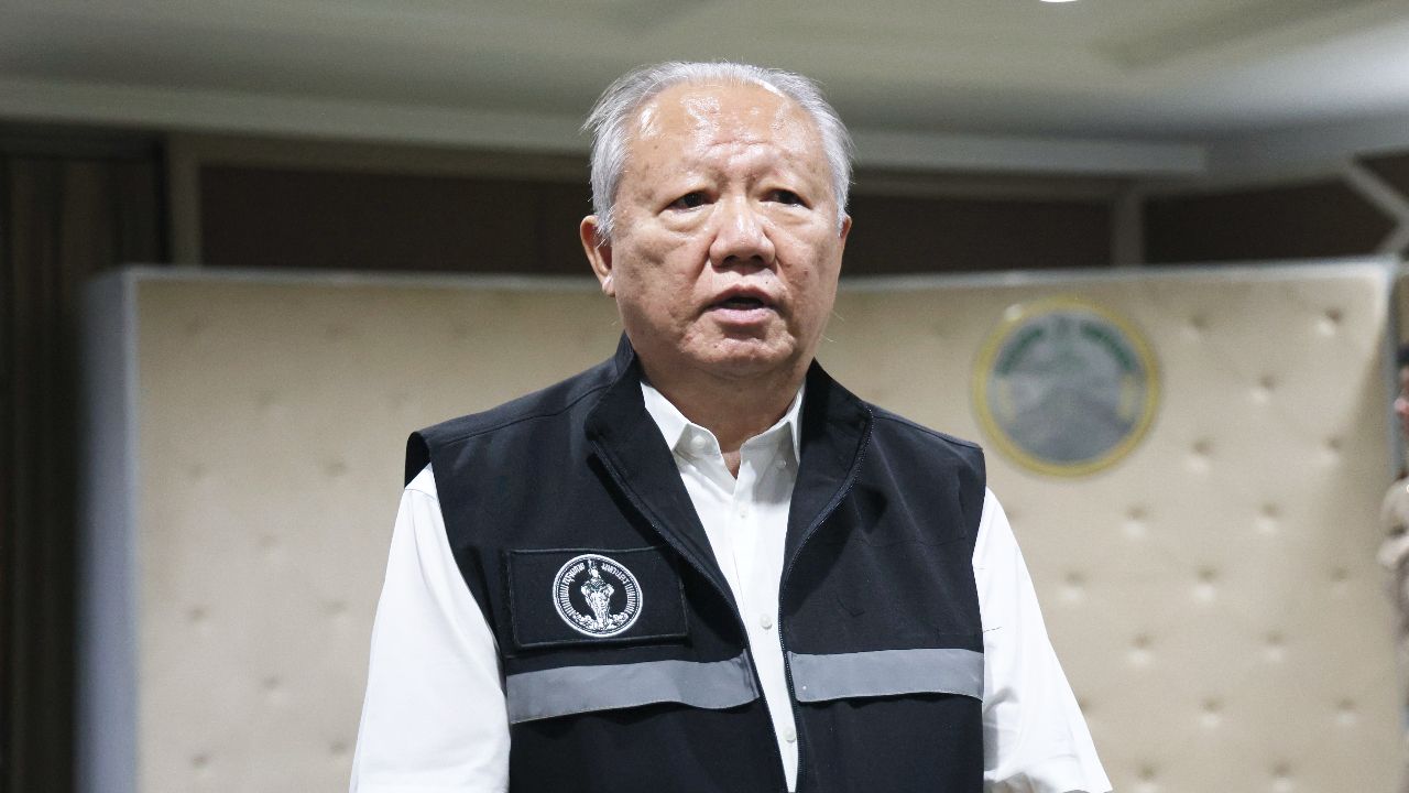 “ชัชชาติ” เซ็นตั้งคณะที่ปรึกษาผู้ทรงคุณวุฒิของผู้ว่าฯ กทม. “ต่อศักดิ์” นั่งประธาน
