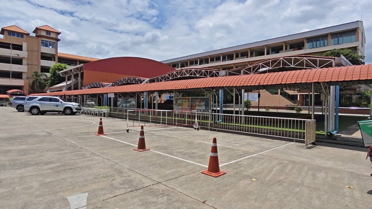 โรงเรียนยืนยันไม่ได้ปล่อยเด็ก ป.4 ช็อกหมดสติเพียงลำพัง แจงวงจรปิดเสียมา 3 ปีแล้ว