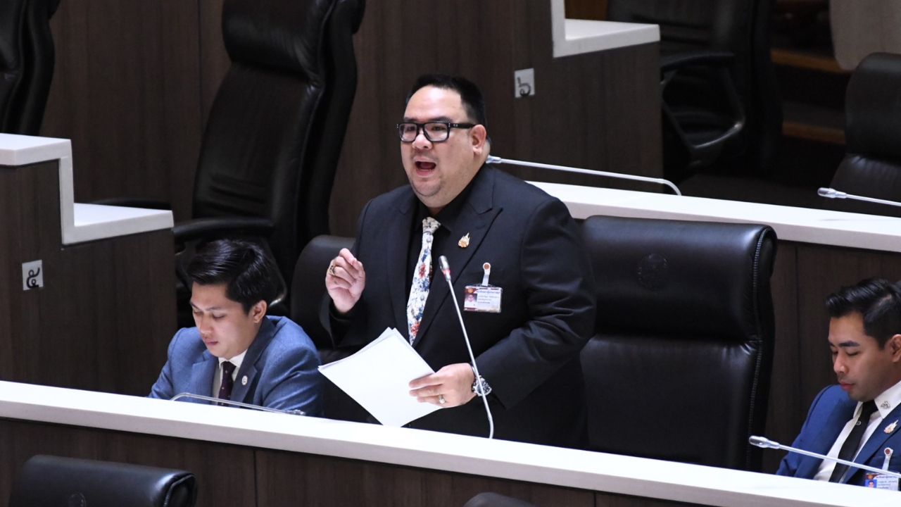 “ปิยวัฒน์” เตือนหาก ก.เกษตรฯ เปิดทางสัตว์ปีกจีนบุกตลาดไทย เกษตรกรผู้เลี้ยงไก่พังทั้งห่วงโซ่