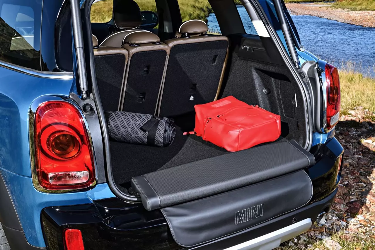 อเนกประสงค์บนความหรู รีวิว MINI NEW COUNTRYMAN F60 2017