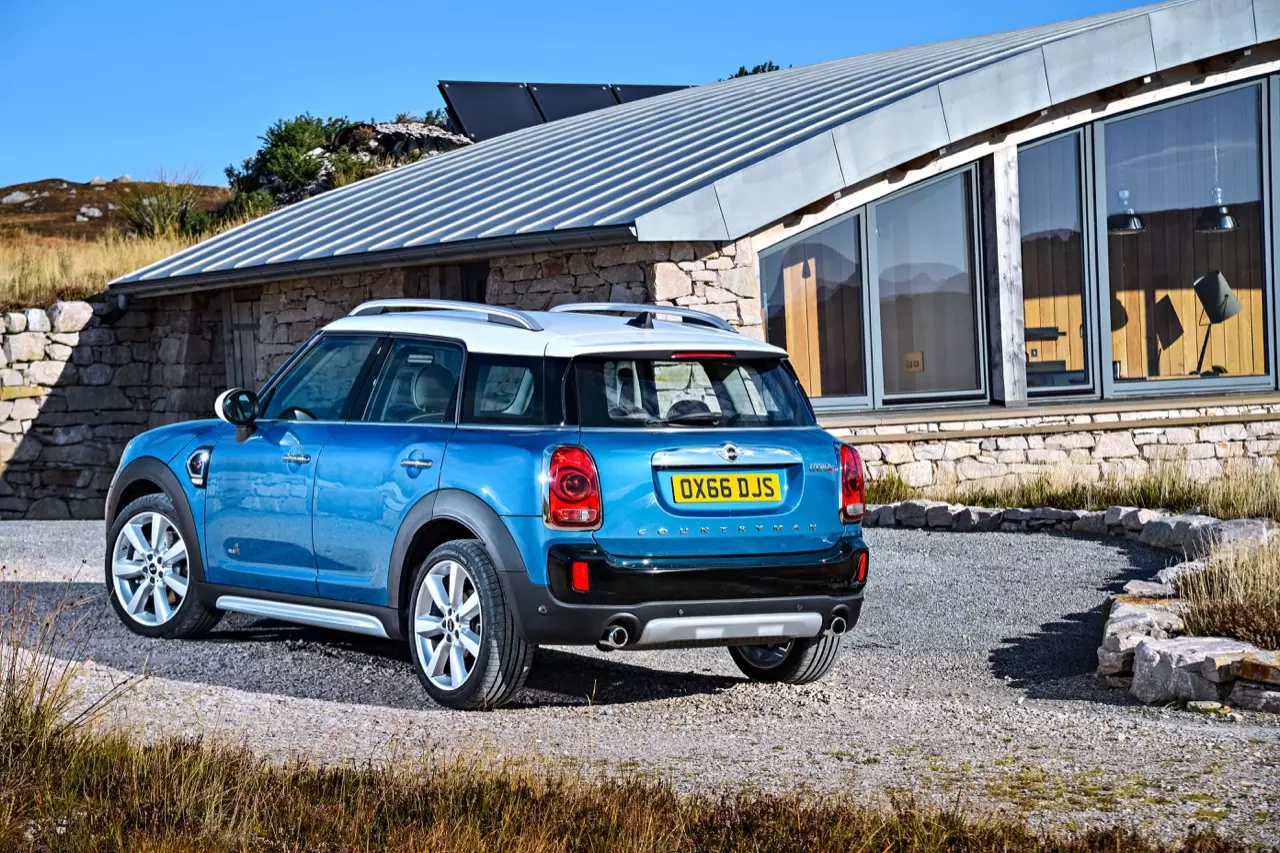 อเนกประสงค์บนความหรู รีวิว MINI NEW COUNTRYMAN F60 2017