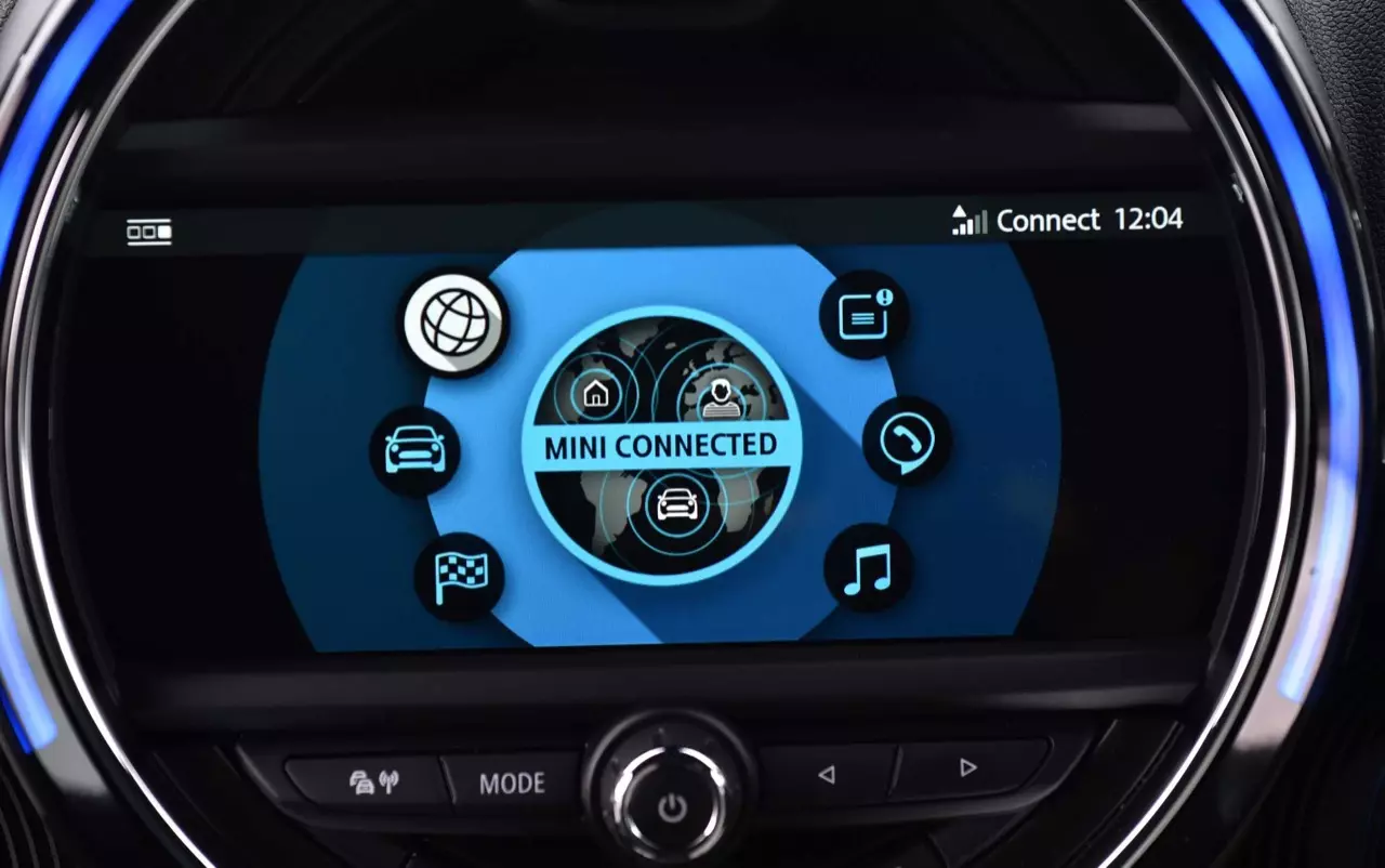 อเนกประสงค์บนความหรู รีวิว MINI NEW COUNTRYMAN F60 2017