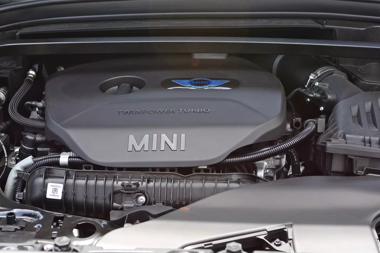 อเนกประสงค์บนความหรู รีวิว MINI NEW COUNTRYMAN F60 2017
