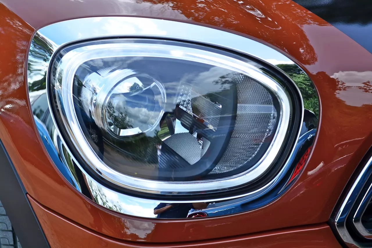 อเนกประสงค์บนความหรู รีวิว MINI NEW COUNTRYMAN F60 2017
