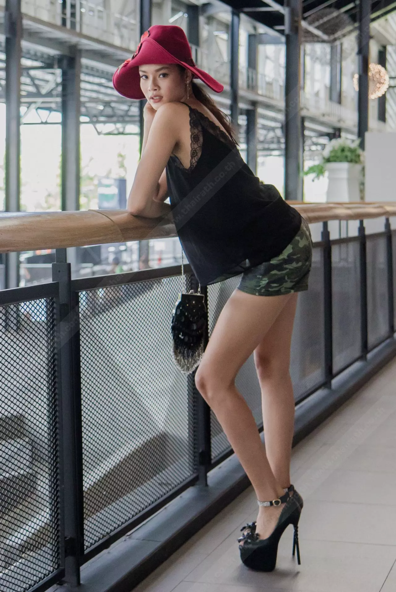 เปิดตัวเต็งมิสยูนิเวิร์สไทยแลนด์ 'กรองทอง จันทรสมโภช' สวยเพอร์เฟกต์ เข้าวินชัวร์! 