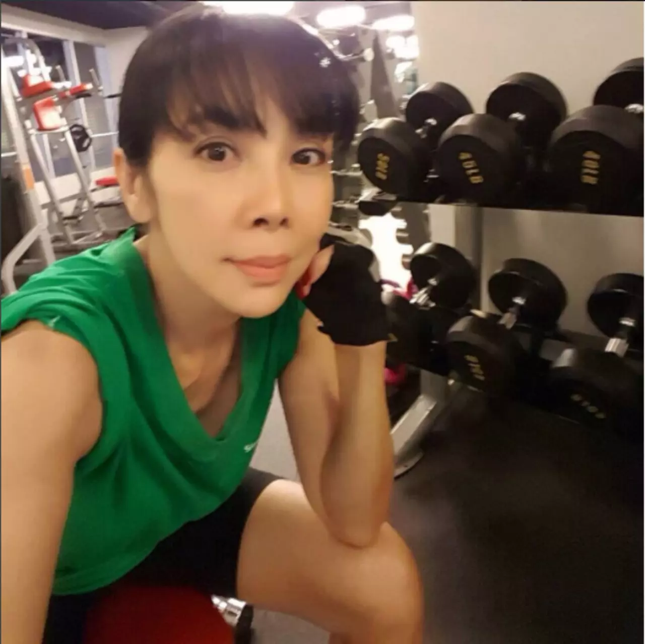 สาวสองพันปี! วัยเฉียด 60 แต่ยังสาวสะพรั่ง ตั๊ก มยุรา ดูแลตัวเองยังไง?