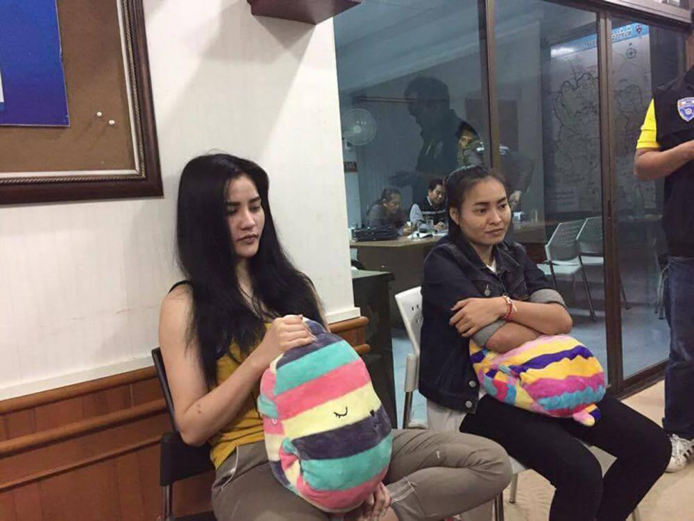 หมอนผ้าห่มต้องมี