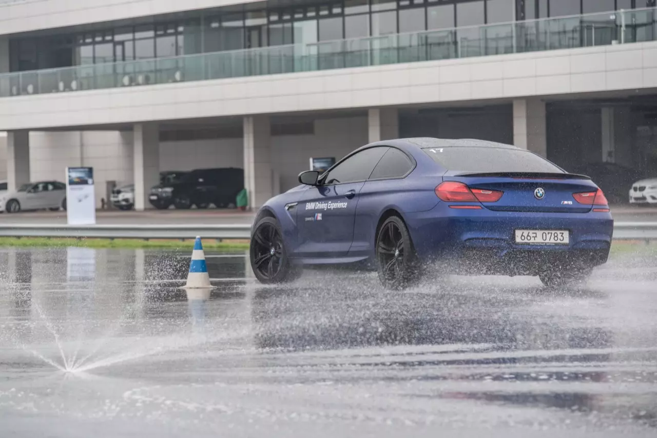 ลองของแรง BMW M6 F13