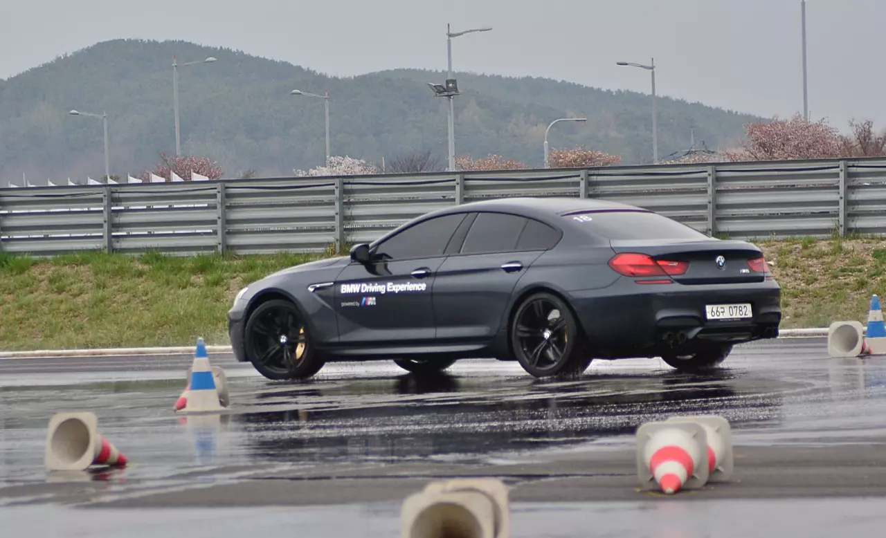 ลองของแรง BMW M6 F13