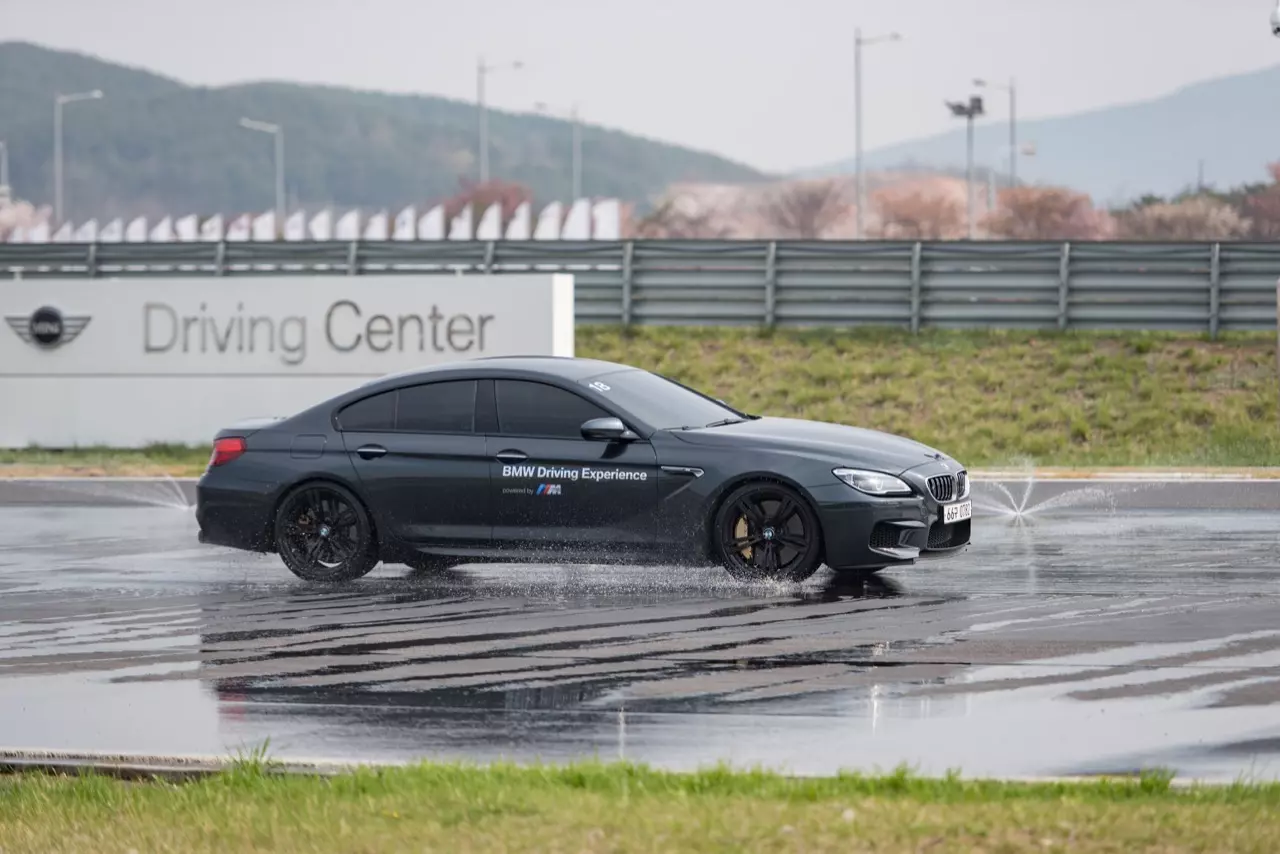 ลองของแรง BMW M6 F13