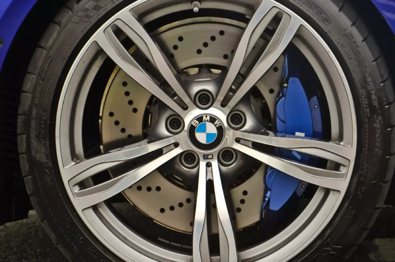 ลองของแรง BMW M6 F13