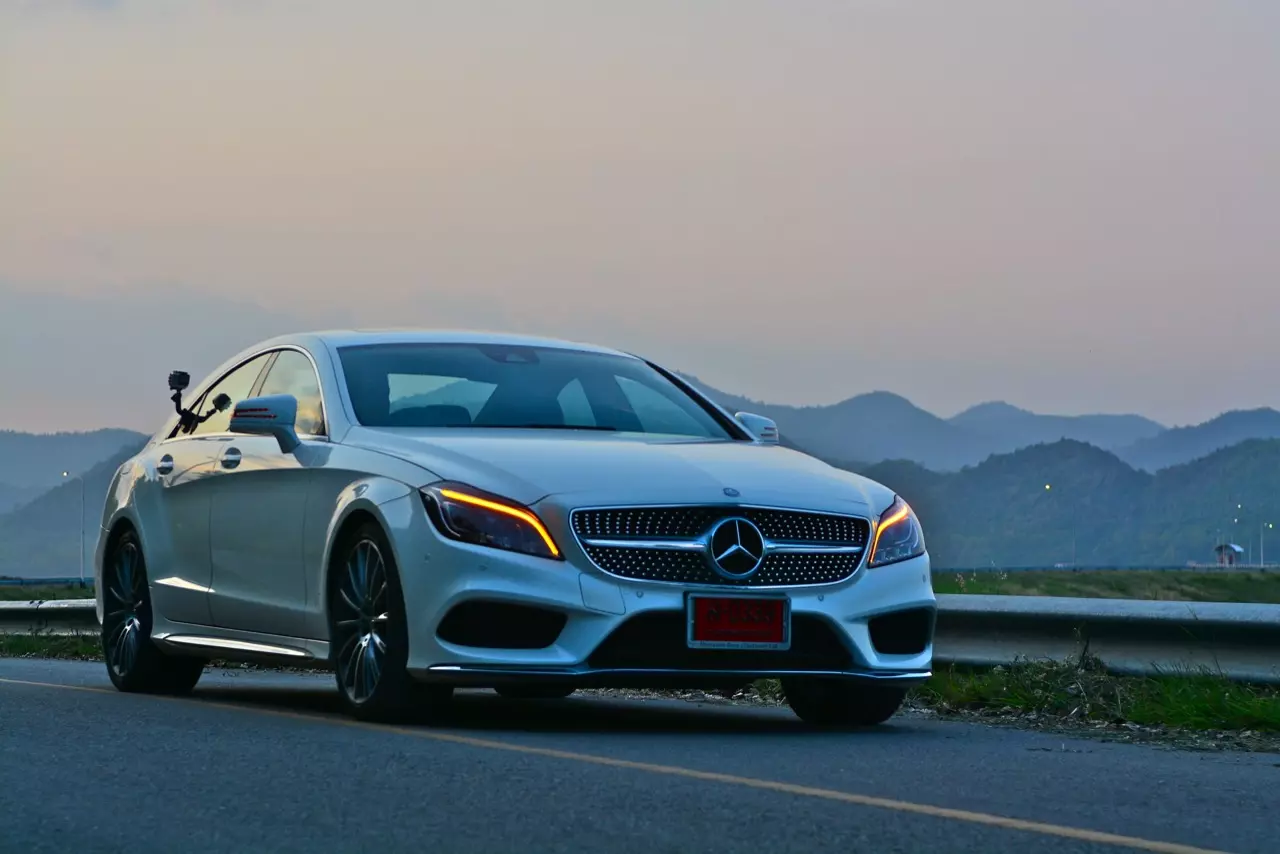 รีวิวทดสอบสปอร์ตซาลูนจอมหรู MERCEDES BENZ CLS250d AMG PREMIUM