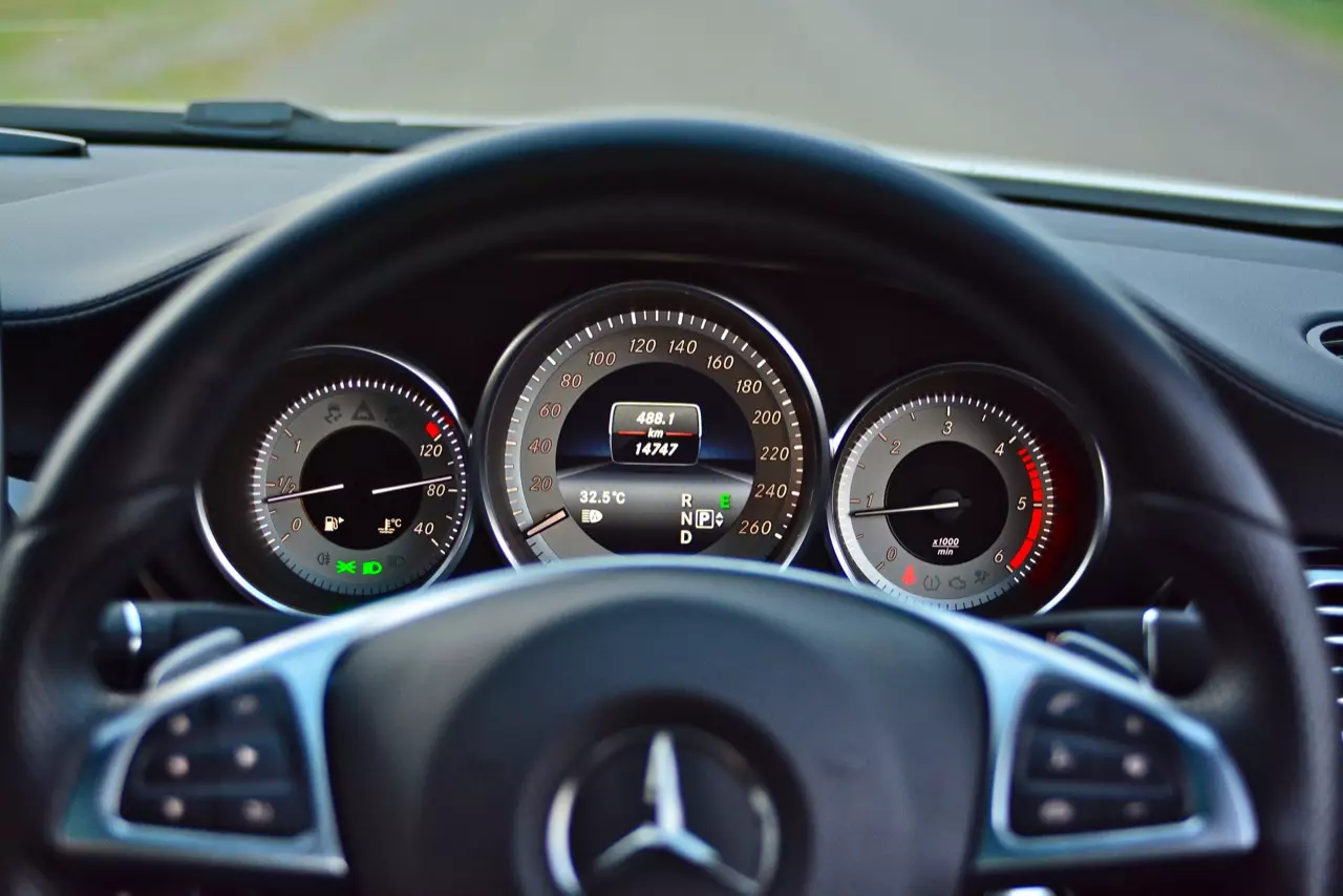 รีวิวทดสอบสปอร์ตซาลูนจอมหรู MERCEDES BENZ CLS250d AMG PREMIUM