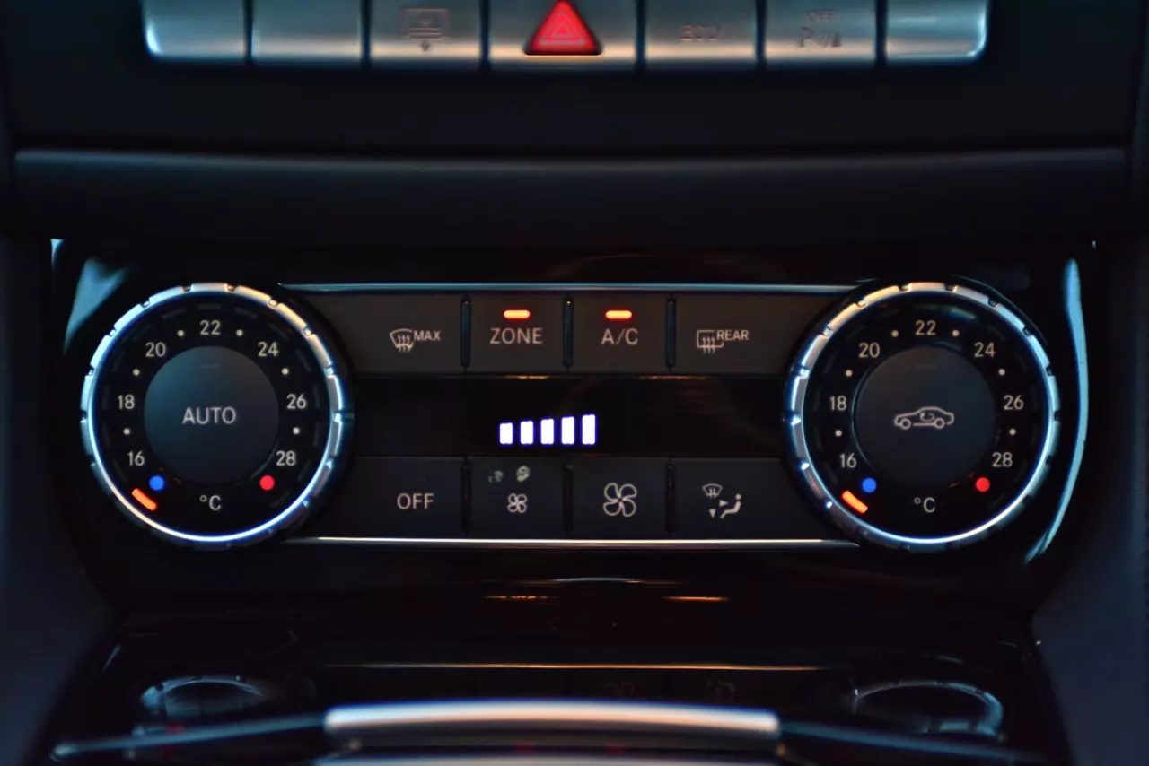 รีวิวทดสอบสปอร์ตซาลูนจอมหรู MERCEDES BENZ CLS250d AMG PREMIUM