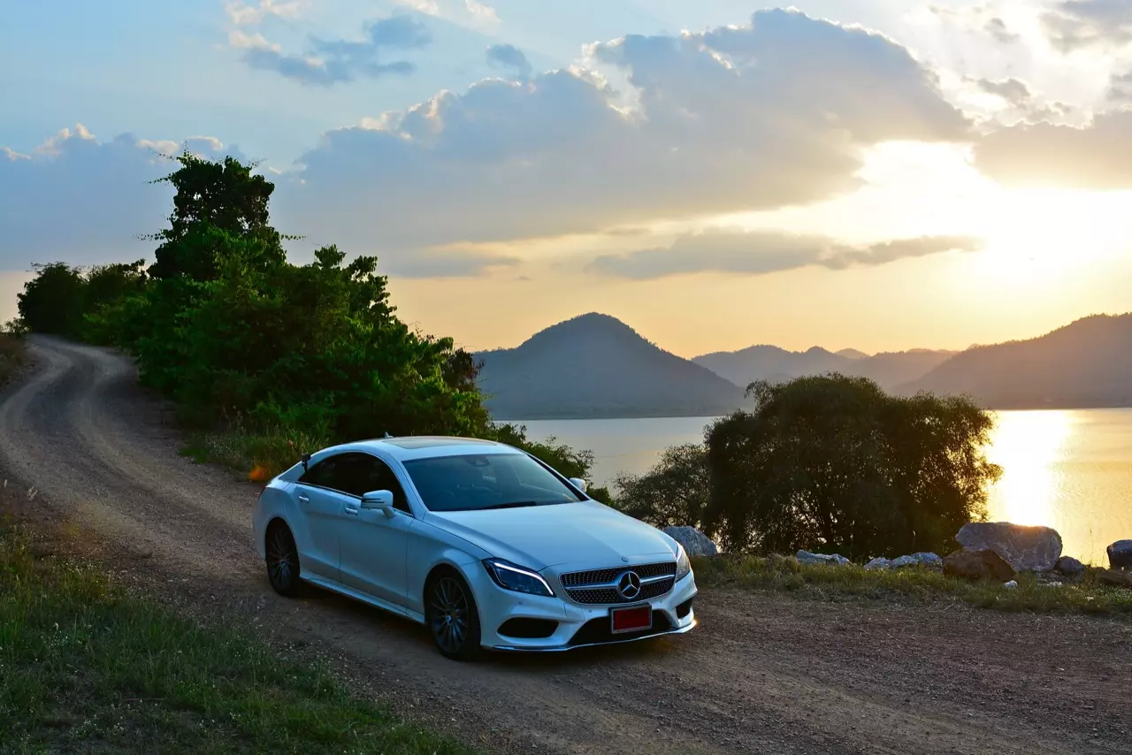 รีวิวทดสอบสปอร์ตซาลูนจอมหรู MERCEDES BENZ CLS250d AMG PREMIUM