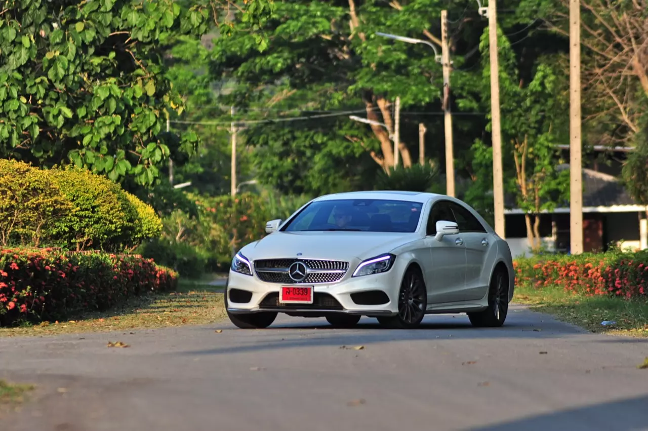 รีวิวทดสอบสปอร์ตซาลูนจอมหรู MERCEDES BENZ CLS250d AMG PREMIUM