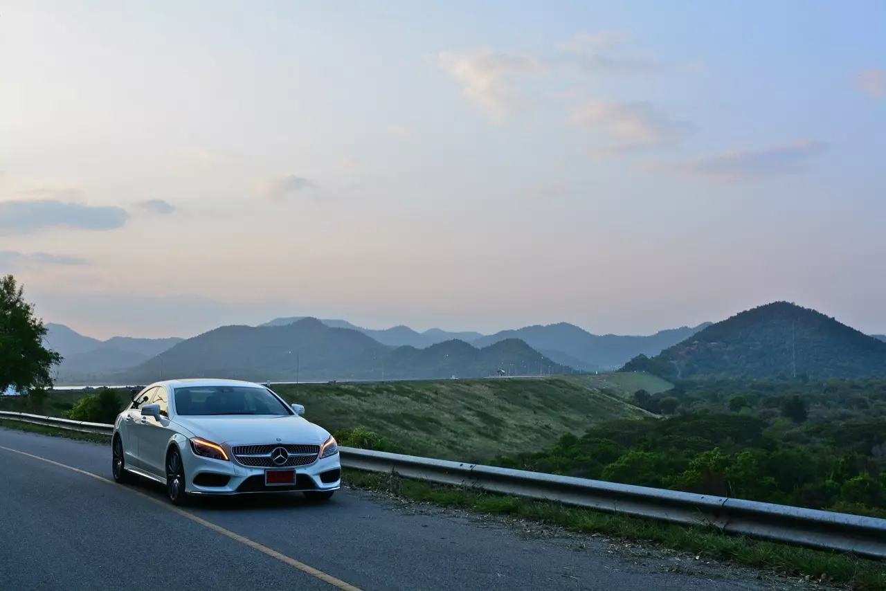 รีวิวทดสอบสปอร์ตซาลูนจอมหรู MERCEDES BENZ CLS250d AMG PREMIUM