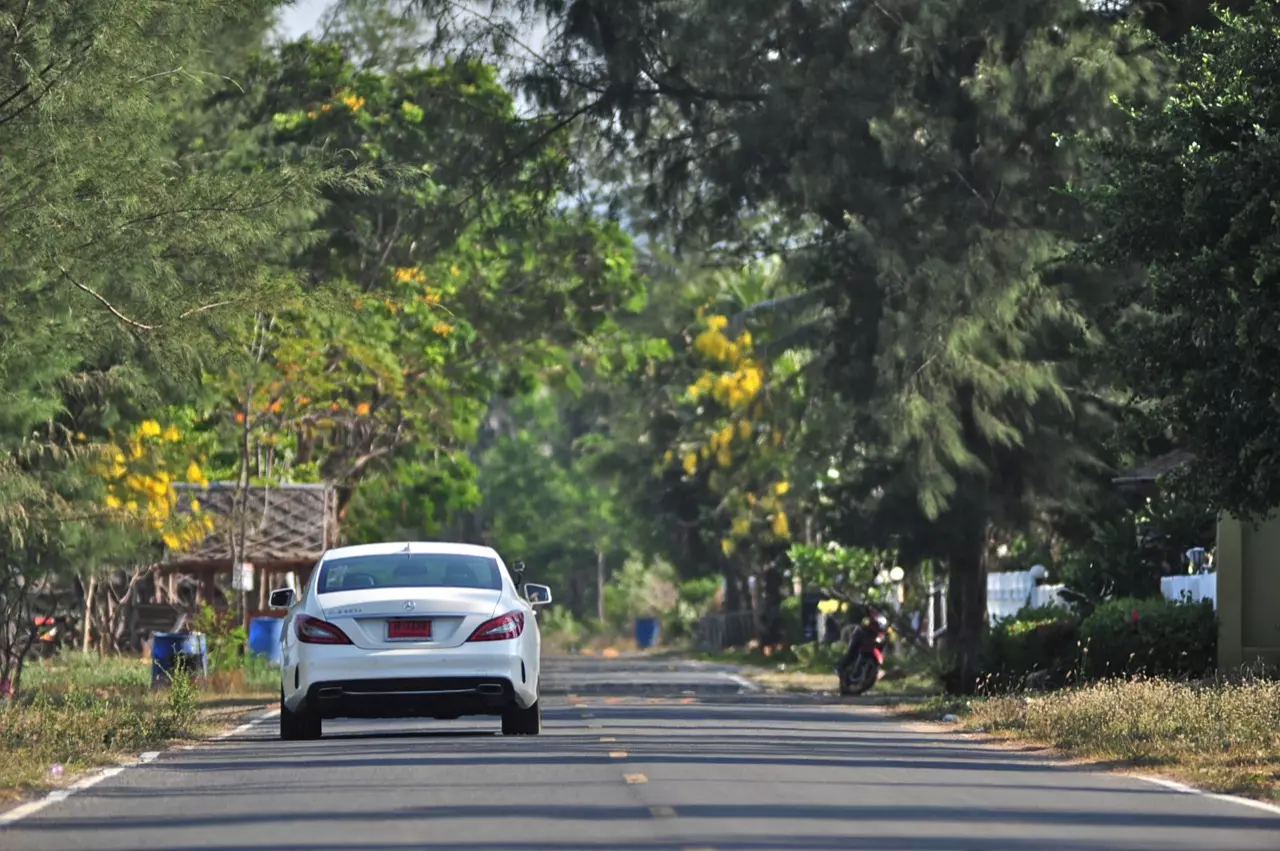 รีวิวทดสอบสปอร์ตซาลูนจอมหรู MERCEDES BENZ CLS250d AMG PREMIUM