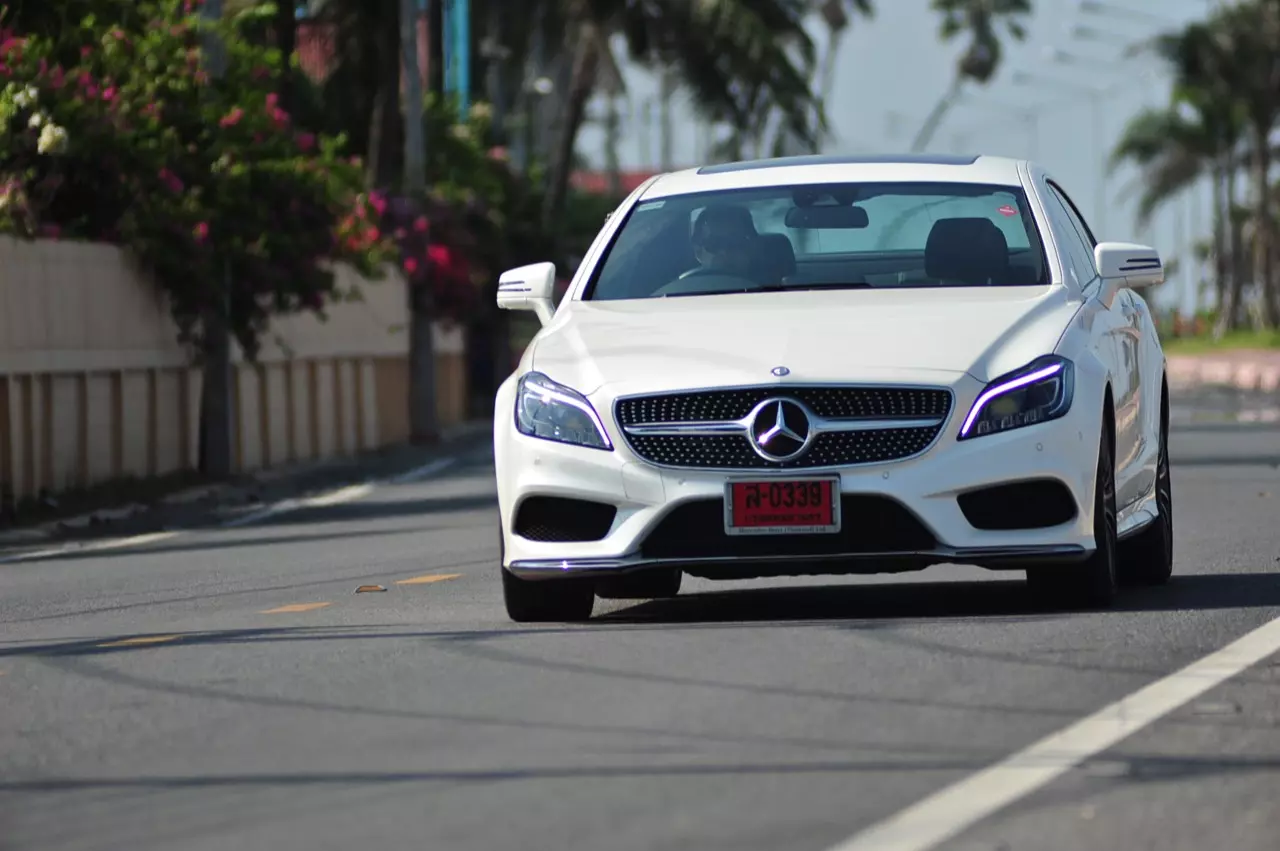 รีวิวทดสอบสปอร์ตซาลูนจอมหรู MERCEDES BENZ CLS250d AMG PREMIUM