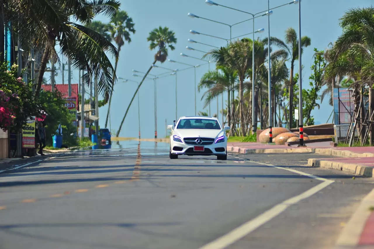 รีวิวทดสอบสปอร์ตซาลูนจอมหรู MERCEDES BENZ CLS250d AMG PREMIUM