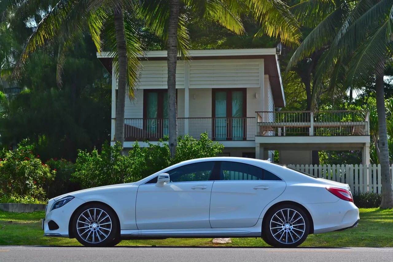 รีวิวทดสอบสปอร์ตซาลูนจอมหรู MERCEDES BENZ CLS250d AMG PREMIUM